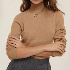 Shop 9 29 Ottobre 2025 Maglia in misto cashmere con collo a cratere Emme