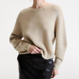 Maglia girocollo beige in alpaca suri Marella