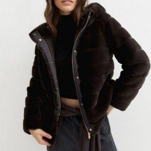 Shop 5 9 Ottobre 2026 Giaccone con cappuccio color moro Emme